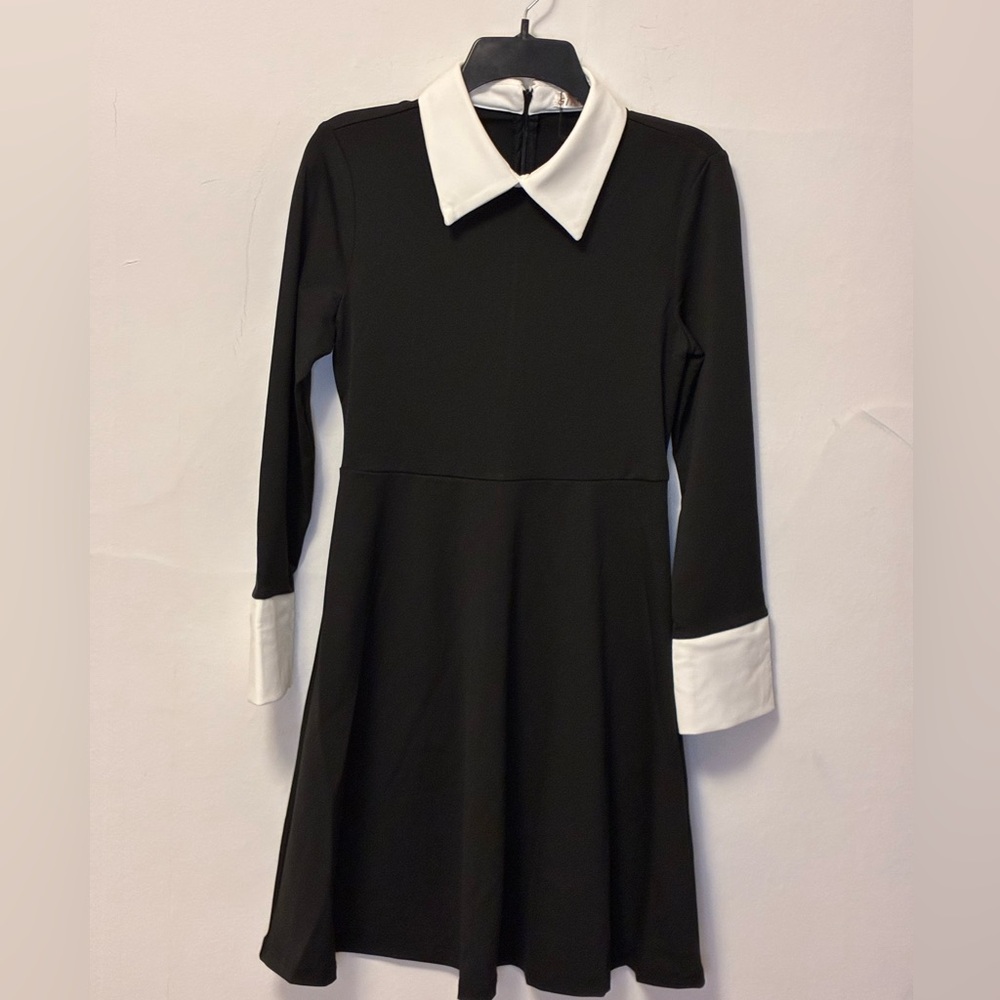 NWT Classic Contrast Collar Black Dress with White Trim